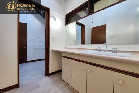 Photo of property in 7 Galaxy Drive, Mairangi Bay, Auckland, 0630