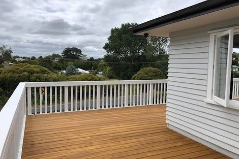 Photo of property in 11 Mangakura Road, Helensville, 0800