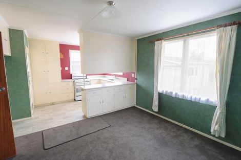 Photo of property in 140 Limbrick Street, Terrace End, Palmerston North, 4410