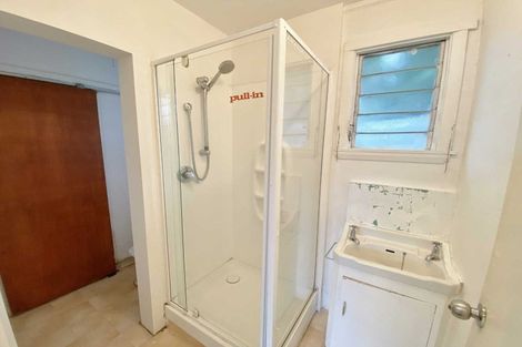 Photo of property in 6 Clonbern Place, Upper Riccarton, Christchurch, 8041