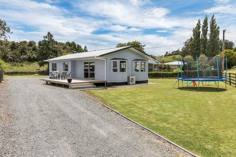 Photo of property in 1 Belton Place, Hikurangi, 0114