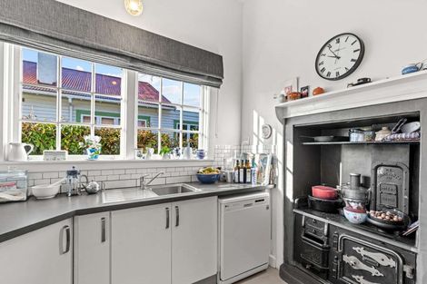 Photo of property in 66 Portal Street, Durie Hill, Whanganui, 4500