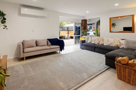 Photo of property in 8 Burn-murdoch Street, St Andrews, Hamilton, 3200