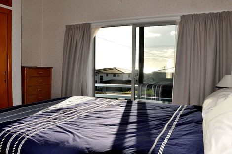 Photo of property in 184 Seaforth Road, Waihi Beach, 3611