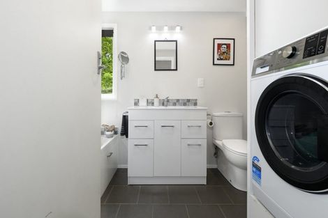 Photo of property in 21a Hamilton Road, Lake Rotoma, Rotorua, 3074