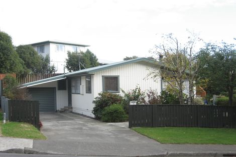 Photo of property in 14 Mamaku Street, Paraparaumu, 5032