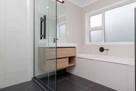 Photo of property in 8 Lavinias Way, Chartwell, Hamilton, 3210