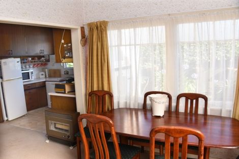 Photo of property in 19 Record Street, Fitzroy, New Plymouth, 4312