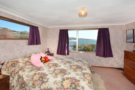 Photo of property in 27 Bayne Terrace, Macandrew Bay, Dunedin, 9014