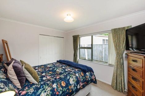 Photo of property in 21 Tudor Grove, Feilding, 4702