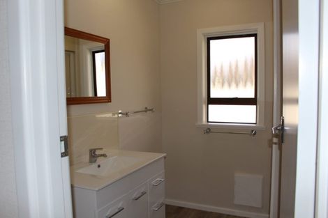 Photo of property in 29 Merton Crescent, Pirimai, Napier, 4112