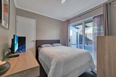 Photo of property in 10 Carroll Place, Owhata, Rotorua, 3010