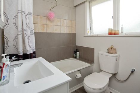 Photo of property in Claredon Court, 46b York Street, Picton, 7220