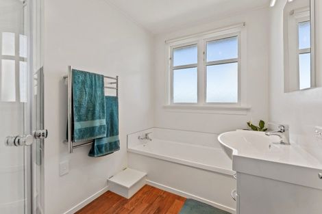 Photo of property in 21 Cochrane Street, Mornington, Dunedin, 9011