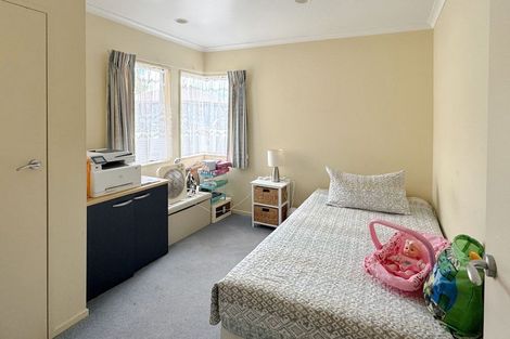 Photo of property in 18a Lavas Place, Mount Wellington, Auckland, 1060