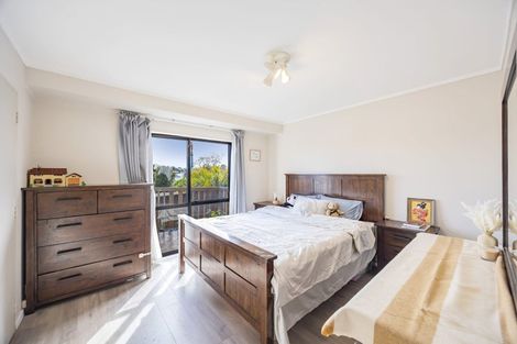 Photo of property in 2/16 James Street, Bayview, Auckland, 0629