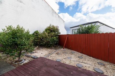 Photo of property in 17 Rakich Place, Henderson, Auckland, 0612