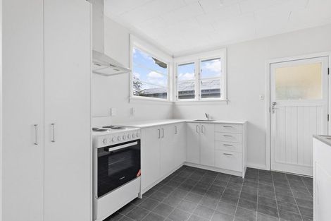 Photo of property in 3/5 Ward Street, Palmerston North, 4410
