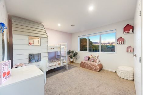 Photo of property in 32 Cavalli Road, Long Bay, Auckland, 0630