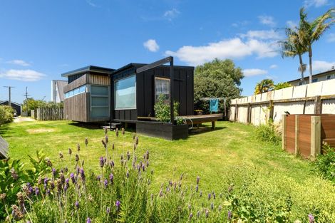 Photo of property in 8b Ngatai Road, Otumoetai, Tauranga, 3110