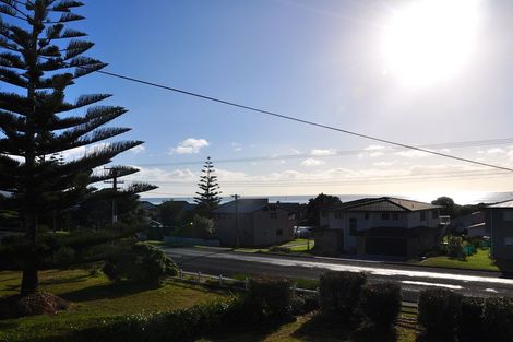 Photo of property in 184 Seaforth Road, Waihi Beach, 3611