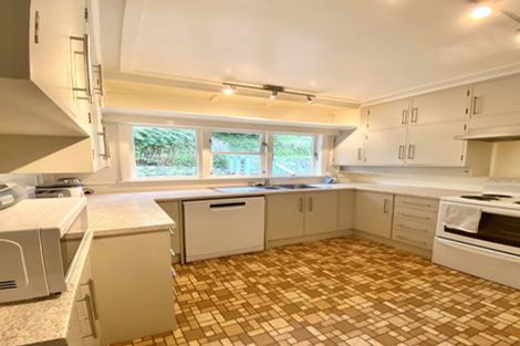 Photo of property in 1 Kohima Drive, Khandallah, Wellington, 6035