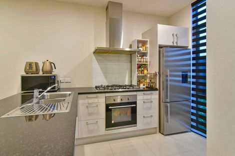 Photo of property in 69 Battalion Drive, Papakura, 2110