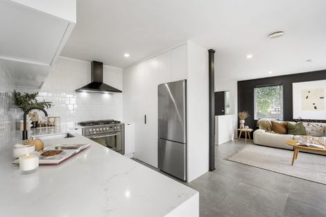 Photo of property in 36 Aldern Road, Massey, Auckland, 0614