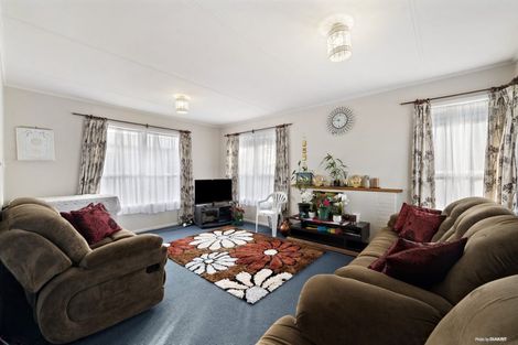 Photo of property in 19b Gifford Road, Papatoetoe, Auckland, 2025