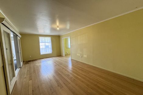 Photo of property in 52a Swanson Road, Henderson, Auckland, 0610