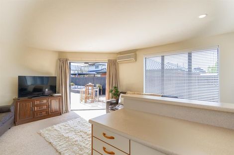 Photo of property in 26a Crofton Road, Harewood, Christchurch, 8051