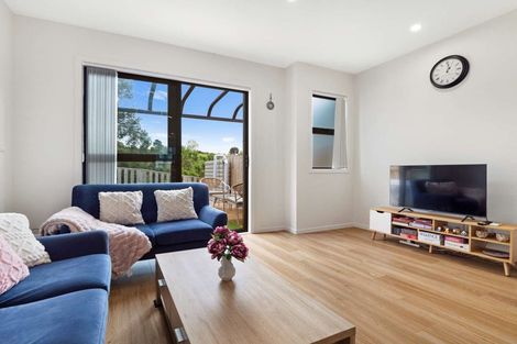 Photo of property in 25 Paina Crescent, Massey, Auckland, 0614