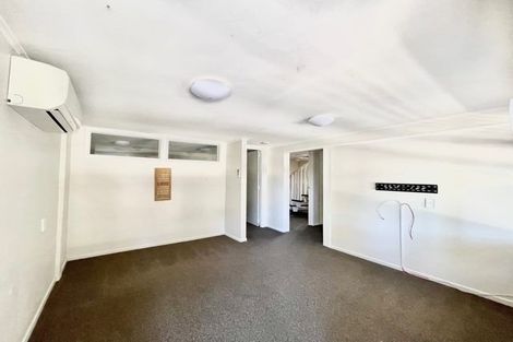 Photo of property in 12 Moore Street, Hillcrest, Auckland, 0627