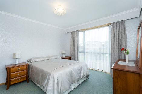 Photo of property in 1 Estuary Crescent, Fairfield, Dunedin, 9018