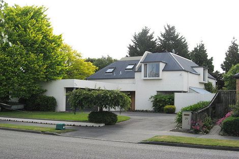 Photo of property in 29 Glenharrow Avenue, Avonhead, Christchurch, 8042