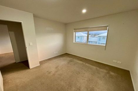 Photo of property in 25 Apple Orchard Way, Sunnyvale, Auckland, 0612
