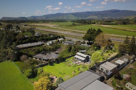 Photo of property in 899 State Highway 1, Te Horo, Otaki, 5581