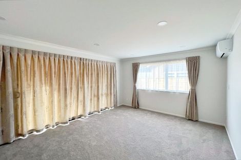 Photo of property in 98 Taikura Avenue, Red Beach, 0932