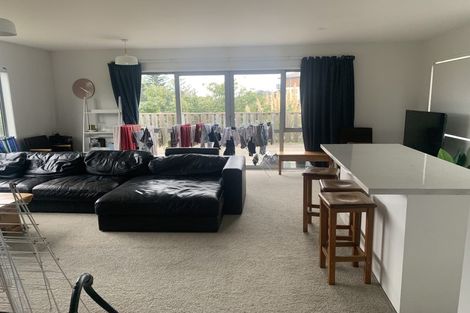 Photo of property in 8 Lavender Close, Spotswood, New Plymouth, 4310