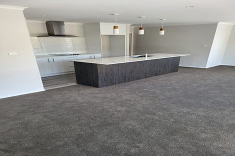 Photo of property in 13 Tarata Place, Owhata, Rotorua, 3010