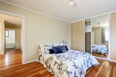 Photo of property in 126 Harlech Street, Mayfair, Hastings, 4122