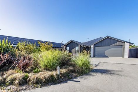 Photo of property in 17 Goldie Drive, Rangiora, 7400