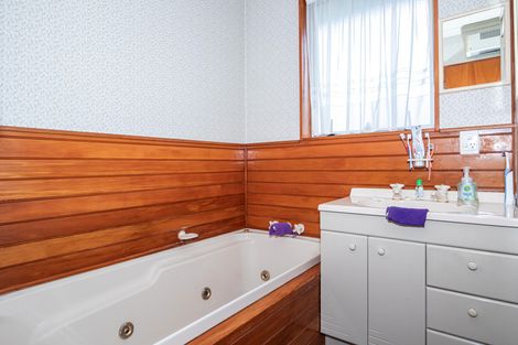 Photo of property in 36 Darby Street, Geraldine, 7930