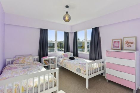 Photo of property in 2 Weld Street, Levin, 5510