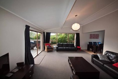 Photo of property in 3 Caesars Place, Churton Park, Wellington, 6037