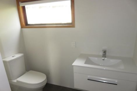 Photo of property in 76 Ranui Crescent, Khandallah, Wellington, 6035