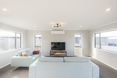 Photo of property in 15 Poplar Grove, Feilding, 4702