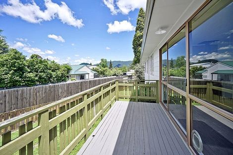 Photo of property in 61 Dunlop Road, Te Puke, 3119