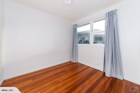 Photo of property in 12 Poto Street, Te Atatu South, Auckland, 0610
