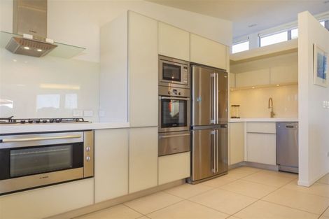 Photo of property in 148 Centennial Drive, Whitianga, 3510